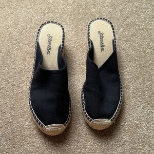 St. John’s Bay Wedge Black Espadrilles - VGUC